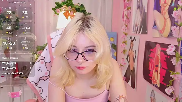 Coconut Mia online show from December 26, 10:09 pm