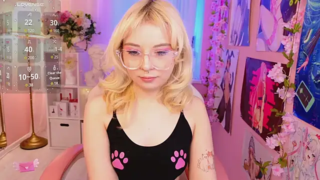 Coconut Mia online show from March 8, 12:11 am