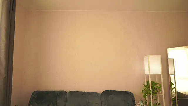 Snapshot of Victoria1Love chatting on February 8, 4:57 am Victoria1Love online show from February 8, 4:57 am