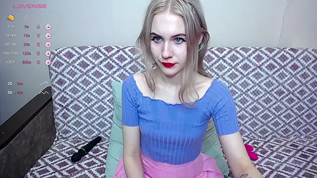 Olivia Graceee online show from December 18, 2:28 pm