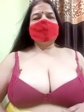 Snapshot of IndianAngle chatting on May 24, 4:50 am IndianAngle online show from May 24, 4:50 am