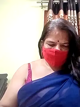 Snapshot of IndianAngle chatting on May 29, 3:37 am IndianAngle online show from May 29, 3:37 am