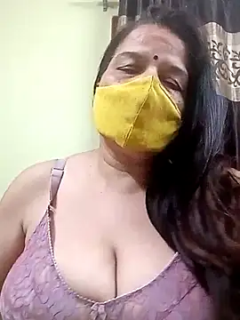 Snapshot of IndianAngle chatting on June 17, 8:21 pm IndianAngle online show from June 17, 8:21 pm