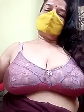 Snapshot of IndianAngle chatting on June 24, 7:46 pm IndianAngle online show from June 24, 7:46 pm