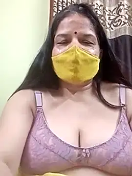 Snapshot of IndianAngle chatting on July 5, 4:25 pm IndianAngle online show from July 5, 4:25 pm