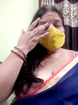 Snapshot of IndianAngle chatting on July 8, 8:13 pm IndianAngle online show from July 8, 8:13 pm