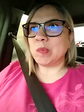 Snapshot of MissMaria chatting on October 3, 7:22 pm MissMaria online show from October 3, 7:22 pm