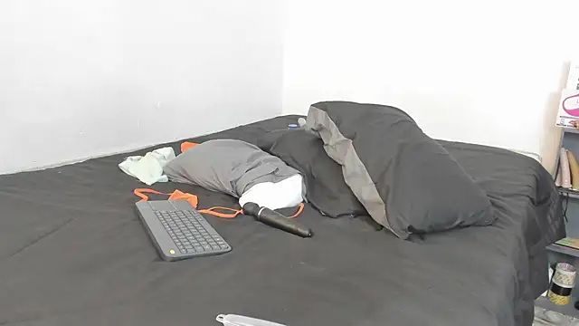 evanandsunny online show from December 16, 7:21 pm