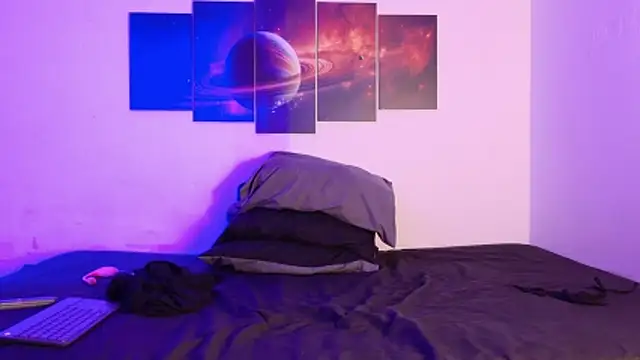 evanandsunny online show from December 19, 11:23 pm