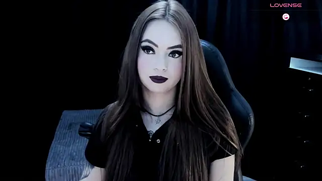 Snapshot of nasty_katty_ chatting on June 10, 10:41 pm nasty katty online show from June 10, 10:41 pm