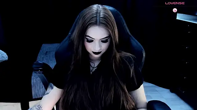Snapshot of nasty_katty_ chatting on June 11, 12:54 am nasty katty online show from June 11, 12:54 am
