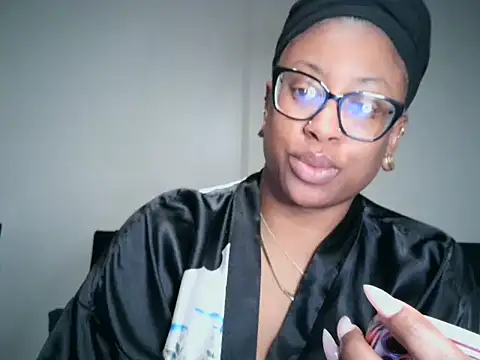 Snapshot of Nyxie_Chaos chatting on March 16, 2:43 pm Nyxie Chaos online show from March 16, 2:43 pm