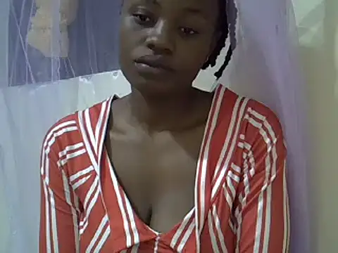 Snapshot of Amanda255 chatting on January 22, 1:42 am Amanda255 online show from January 22, 1:42 am