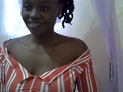 Snapshot of Amanda255 chatting on January 23, 2:17 pm Amanda255 online show from January 23, 2:17 pm