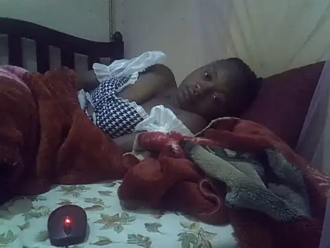 Snapshot of Amanda255 chatting on September 15, 4:01 am Amanda255 online show from September 15, 4:01 am