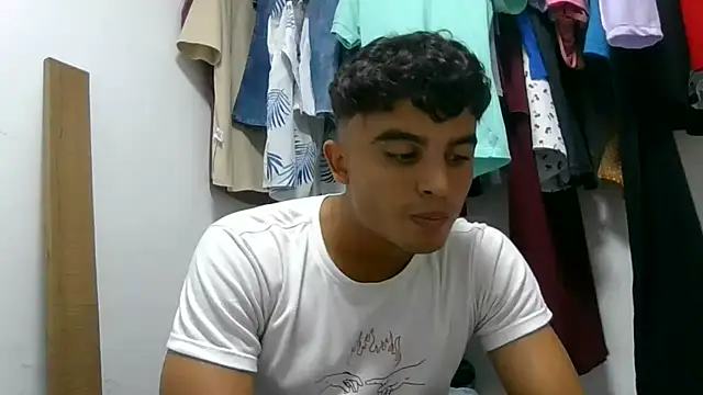 Mentriplex online show from December 4, 1:03 am