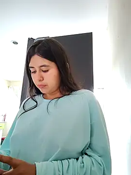  maiahairy  online show from November 17, 8:36 pm