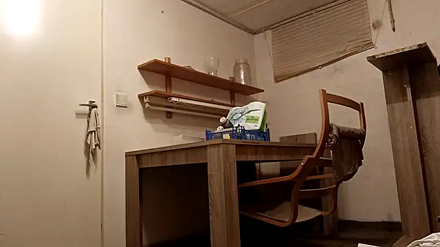 Snapshot of Timbojan28 chatting on December 20, 12:51 am Timbojan28 online show from December 20, 12:51 am