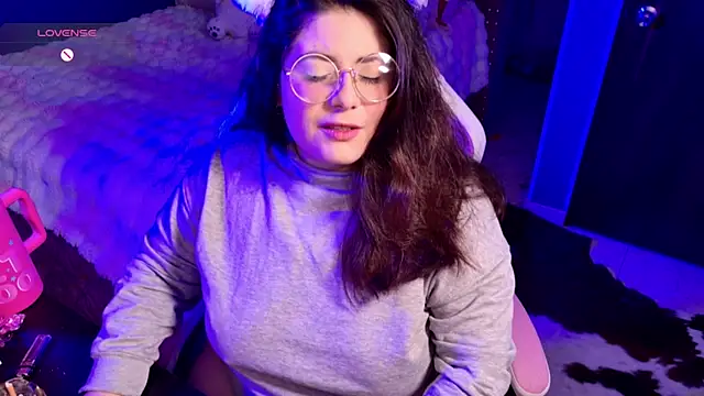 Snapshot of Azamy-12 chatting on May 28, 4:43 am Azamy-12 online show from May 28, 4:43 am