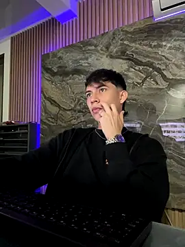 Snapshot of RyanGosslling_ chatting on December 1, 11:59 am RyanGosslling online show from December 1, 11:59 am