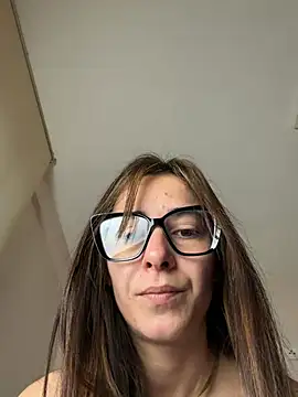 SOFIASWEETSECRETT online show from March 6, 8:22 am