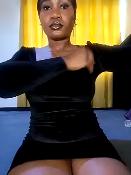 Hugemassivebootie online show from March 14, 9:37 am