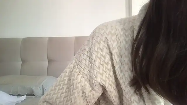 paolajonez online show from September 15, 6:52 pm