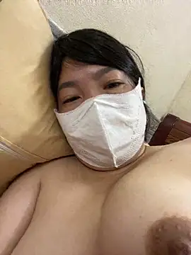 Snapshot of Hachi_Sweetbabie_ chatting on May 24, 11:21 pm Hachi Sweetbabie online show from May 24, 11:21 pm
