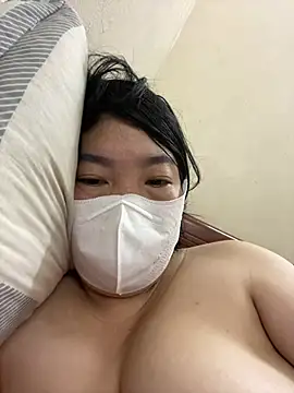 Snapshot of Hachi_Sweetbabie_ chatting on June 10, 11:13 pm Hachi Sweetbabie online show from June 10, 11:13 pm