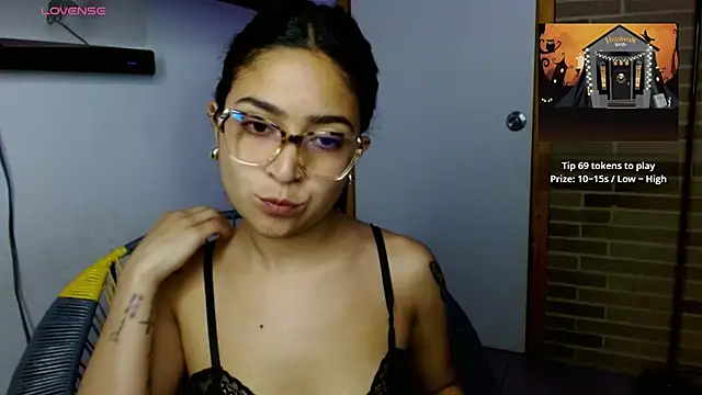 helenacyruss online show from November 6, 10:54 pm