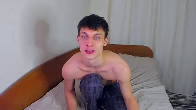 Snapshot of Kent_Ross chatting on December 13, 9:42 pm Kent Ross online show from December 13, 9:42 pm