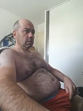 Snapshot of veryverybigdick45 chatting on June 6, 9:47 am veryverybigdick45 online show from June 6, 9:47 am