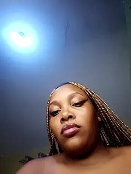 Queenshaz01 online show from February 27, 4:21 pm