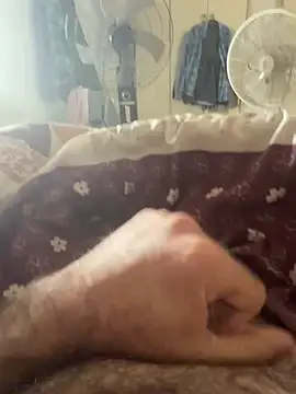 Snapshot of venon2323 chatting on April 14, 9:26 am venon2323 online show from April 14, 9:26 am