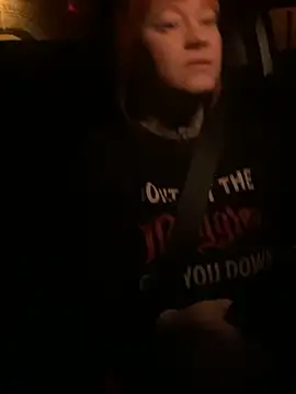 poussichienne online show from March 7, 4:20 am