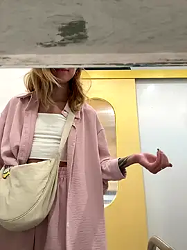 enjoy my beauty online show from December 4, 4:32 am