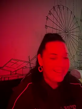 Snapshot of xlinastarrx chatting on April 2, 6:49 pm xlinastarrx online show from April 2, 6:49 pm