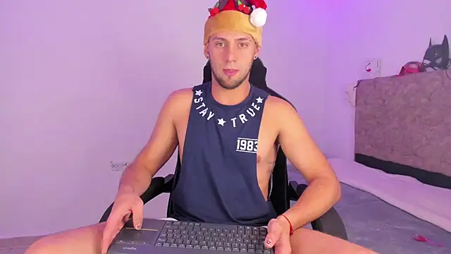 Damon Bakert online show from December 17, 4:24 pm