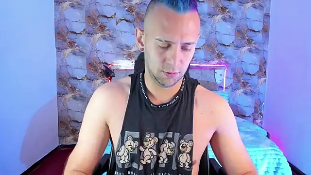Snapshot of Damon_Bakert chatting on April 24, 2:41 pm Damon Bakert online show from April 24, 2:41 pm