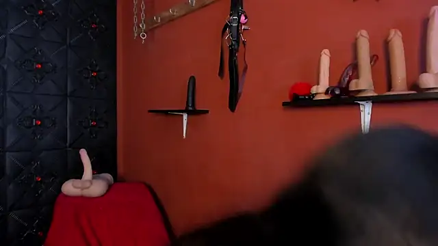 annavi  online show from February 10, 7:40 pm