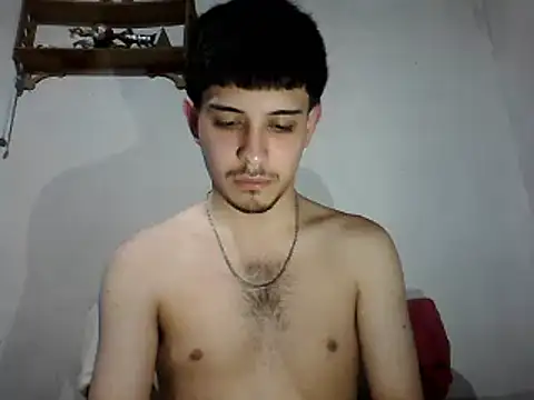 Snapshot of Elvergonn2105 chatting on October 10, 4:33 am Elvergonn2105 online show from October 10, 4:33 am