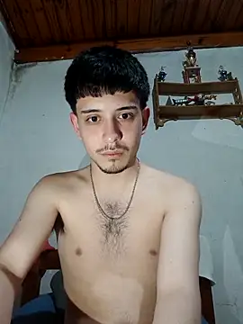 Snapshot of Elvergonn2105 chatting on November 14, 4:33 am Elvergonn2105 online show from November 14, 4:33 am