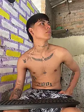 Lukas strong online show from November 30, 3:16 pm