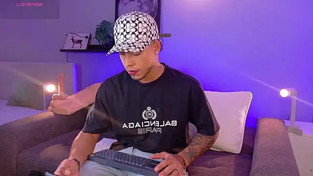 Ken-boy  online show from April 28, 9:03 am