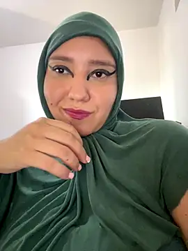 Snapshot of hannahayat chatting on October 24, 2:46 pm hannahayat online show from October 24, 2:46 pm