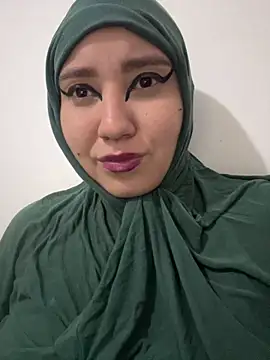 hannahayat online show from December 14, 2:22 pm