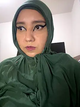 hannahayat online show from January 13, 8:47 pm