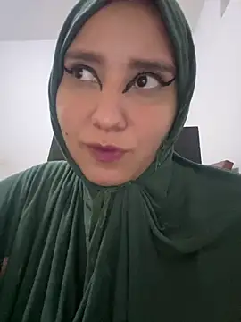 hannahayat online show from February 3, 11:32 pm