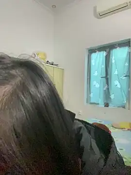 Snapshot of thithi8369 chatting on December 14, 4:23 am thithi8369 online show from December 14, 4:23 am