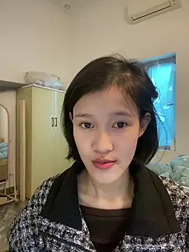 Snapshot of thithi8369 chatting on January 11, 4:27 am thithi8369 online show from January 11, 4:27 am